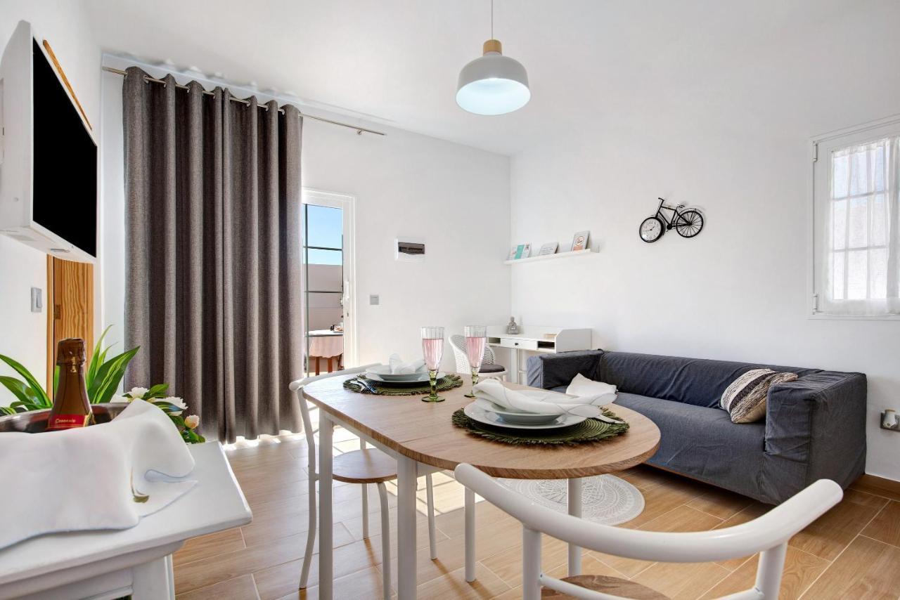 El Naranjo Con Jacuzzi Apartment *